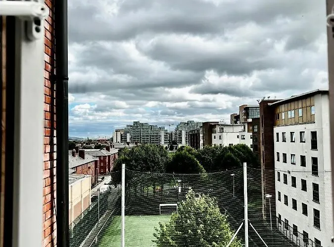 Custom House, 1 Room, 1 * Dublin