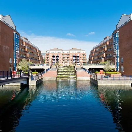 Custom House, 1 Room, 1 Dublin